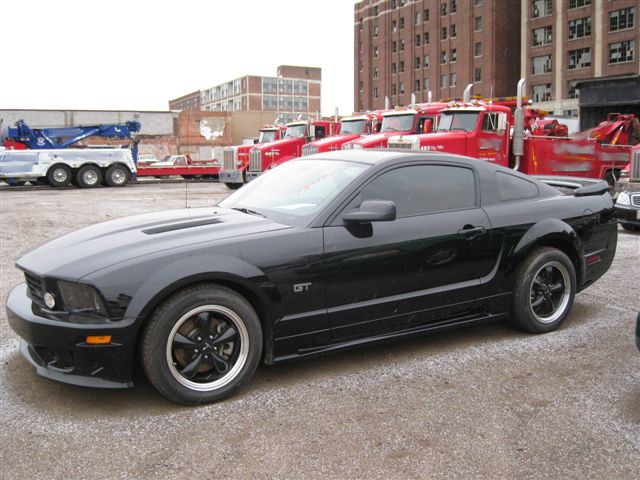 Ford Saleen Mustang GT