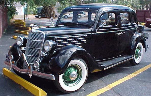 Ford V8 Fordor Sedan