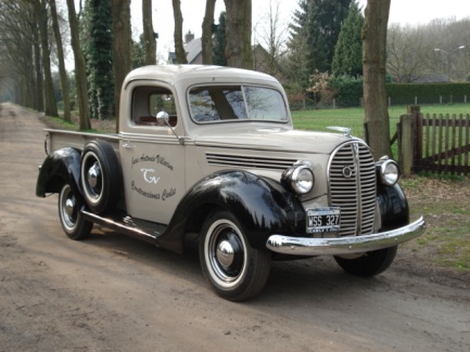 Ford V8 Pick up