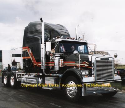 Freightliner FLD120 Classic