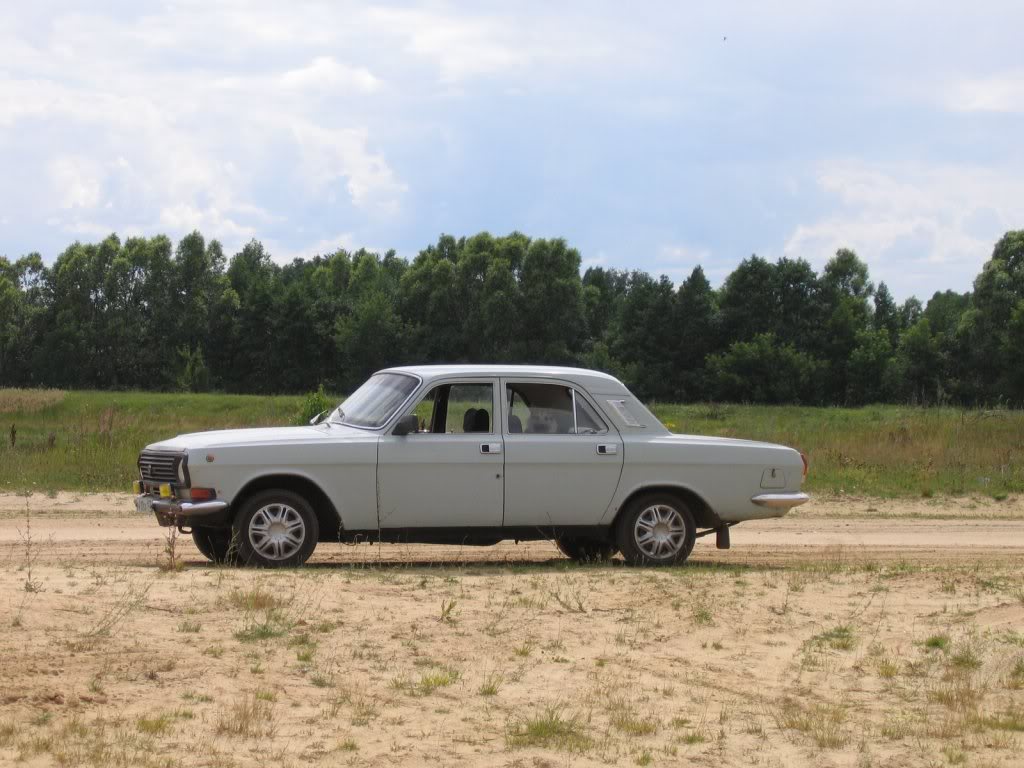 GAZ 2410 Volga