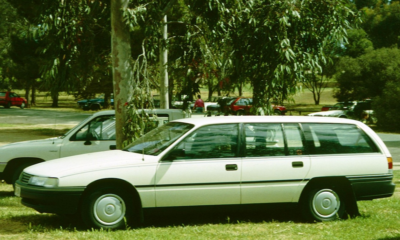 Holden Commodore LS VN