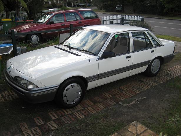 Holden Commodore Berlina 30 VL