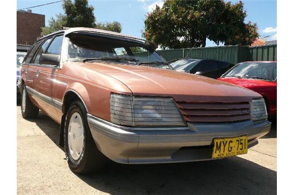 Holden Commodore Vacationer 4 VK