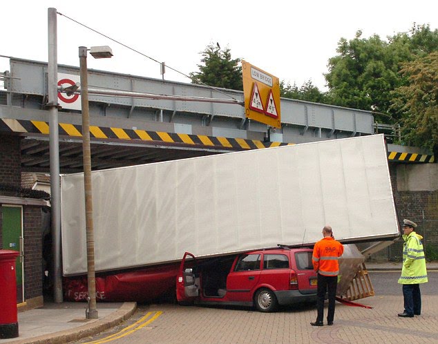 Hyundai 18 ton Truck