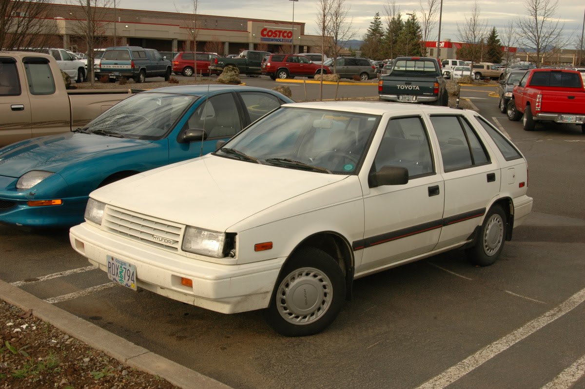 Hyundai Excel 13 GL Sedan