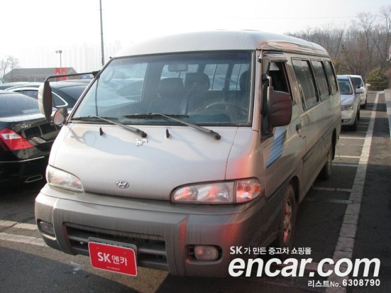 Hyundai Grace DLX 25d Grand Saloon