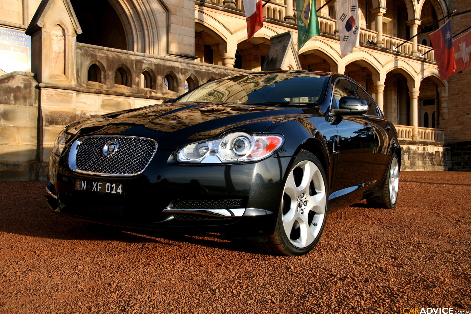 Jaguar XF SV8