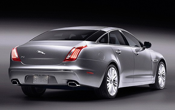 Jaguar XJL