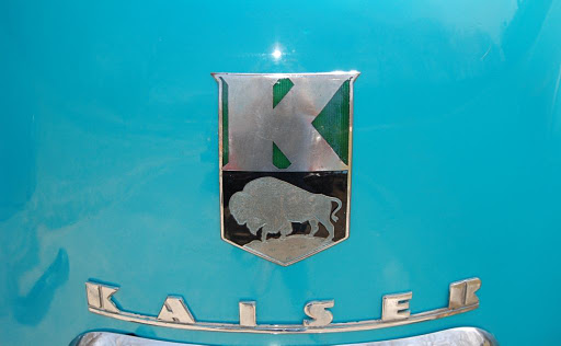 Kaiser 4 door sedan