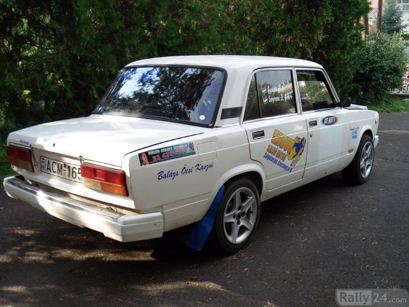 Lada 21074 3850010