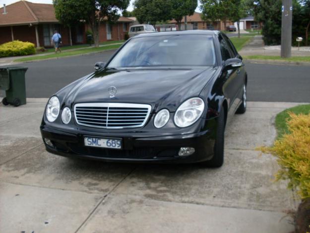 Mercedes-Benz E240 Classic