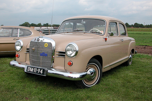 Mercedes-Benz 180b