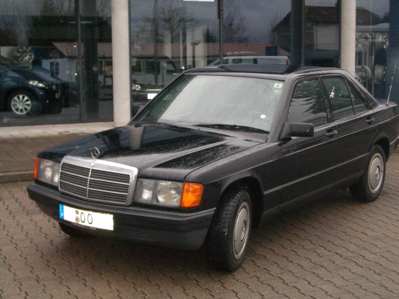 Mercedes-Benz 190 D 25