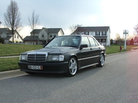 Mercedes-Benz 190E 23