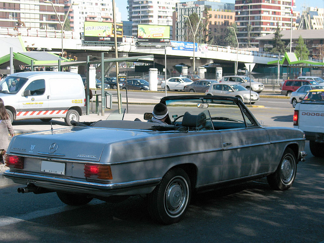 Mercedes-Benz 250 CE Cabriolet