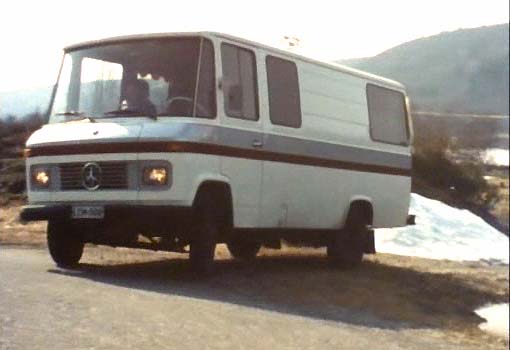 Mercedes-Benz 608