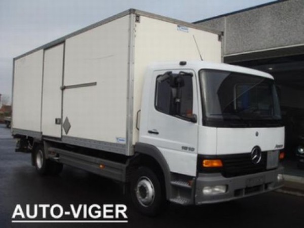 Mercedes-Benz Atego 1518