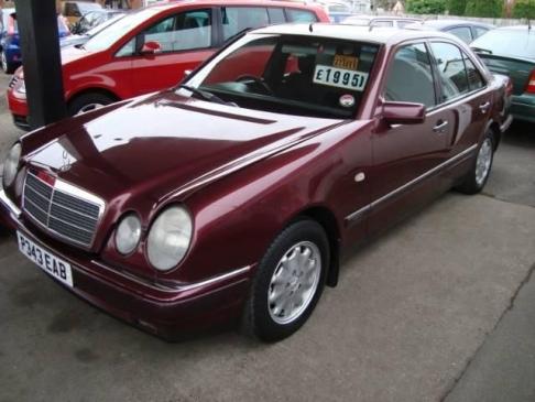 Mercedes-Benz E230 Elegance