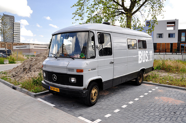 Mercedes-Benz L407