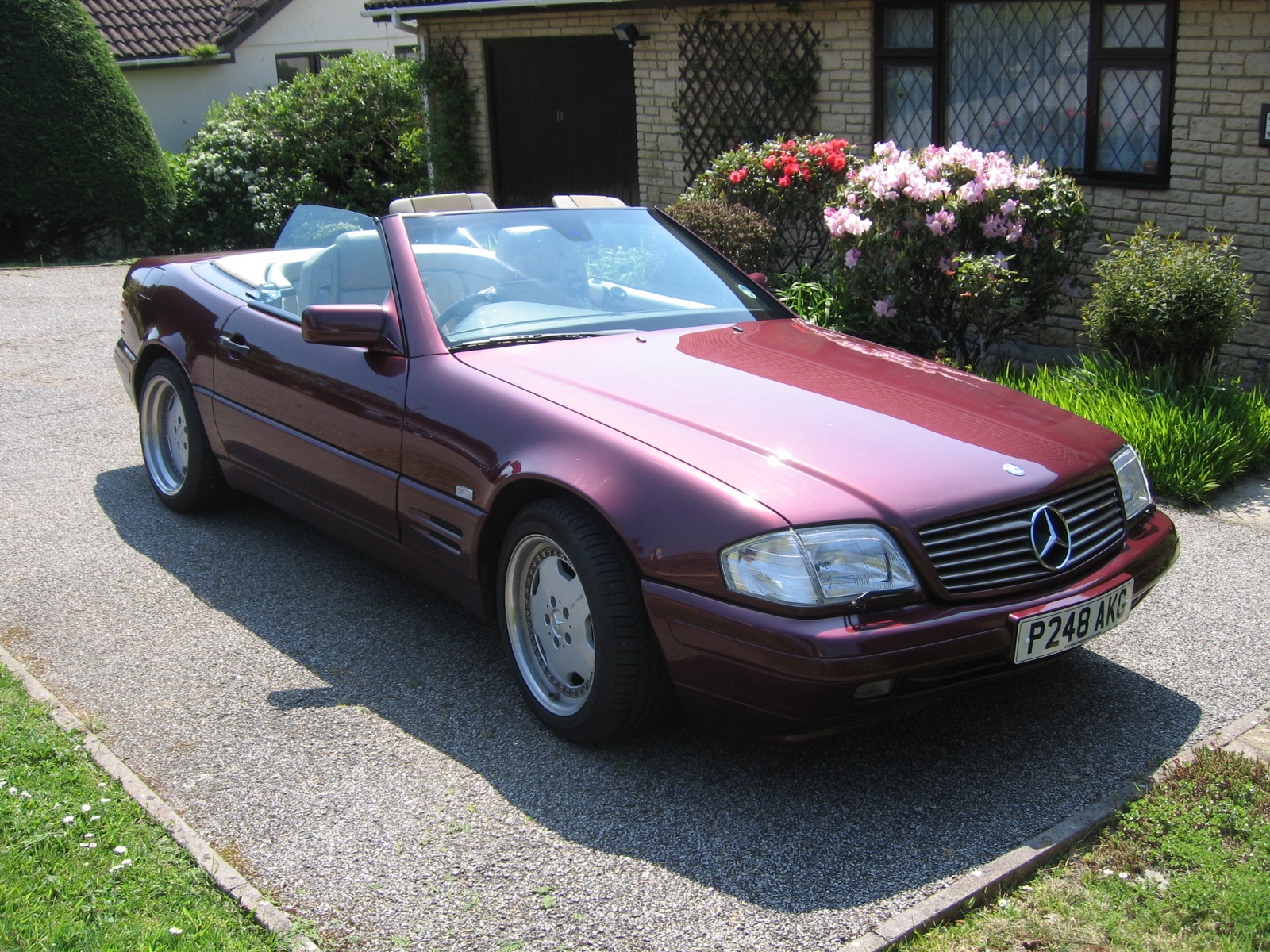 Mercedes-Benz SL 320