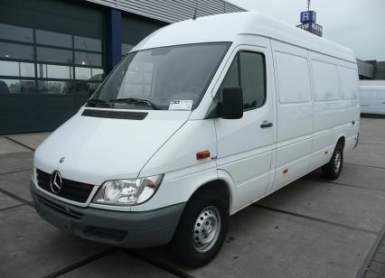 Mercedes Benz Sprinter 313 Cdi Specs Photos Videos And More On Topworldauto