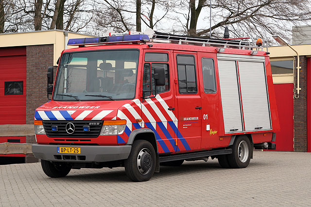 Mercedes-Benz Vario 815D