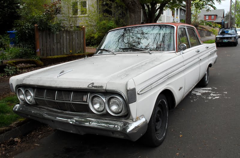 Mercury Comet Custom Sedan