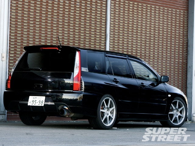 Mitsubishi Lancer Wagon