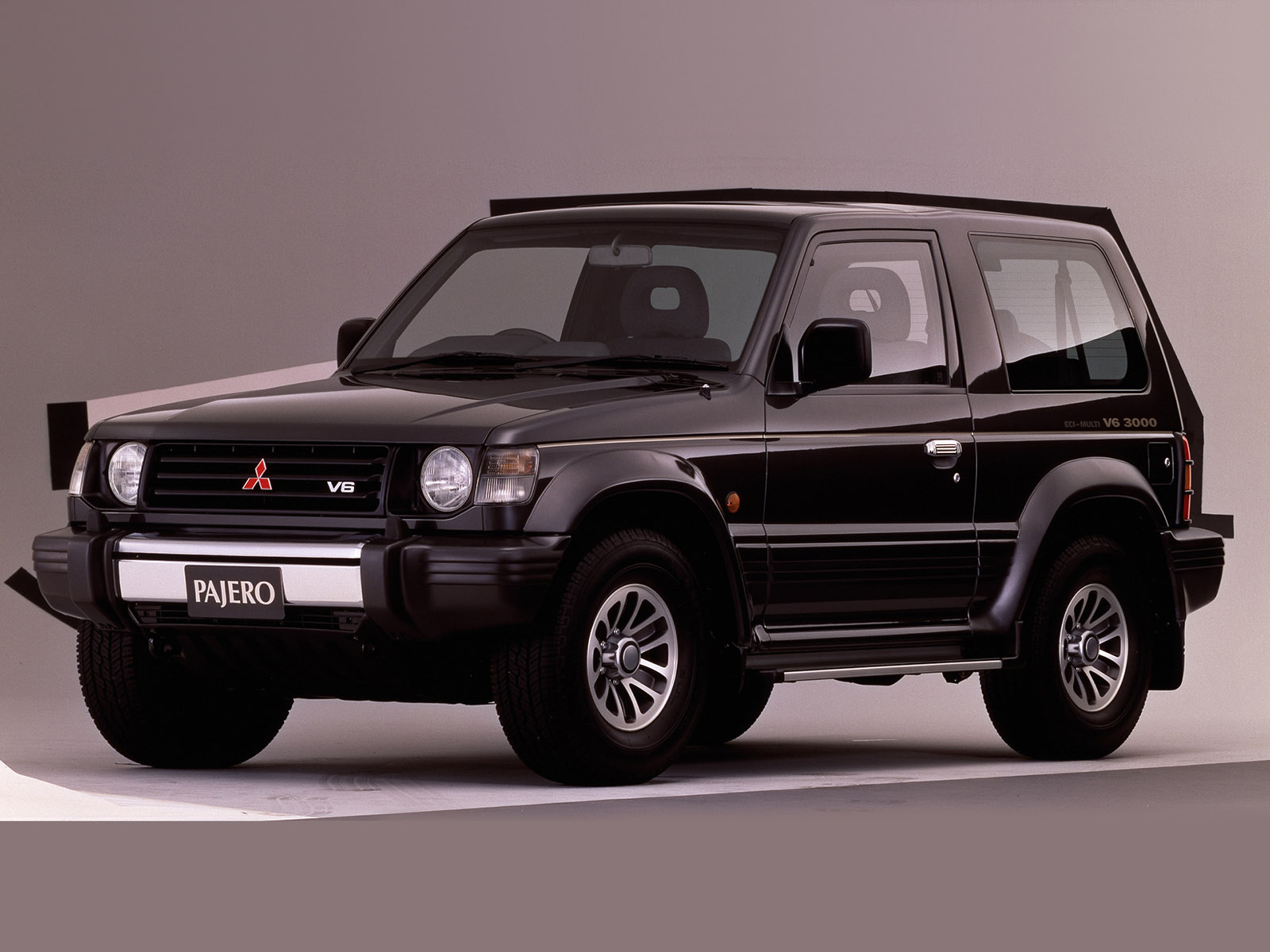 Mitsubishi Pajero Metal Top