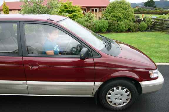 Mitsubishi chariot mx