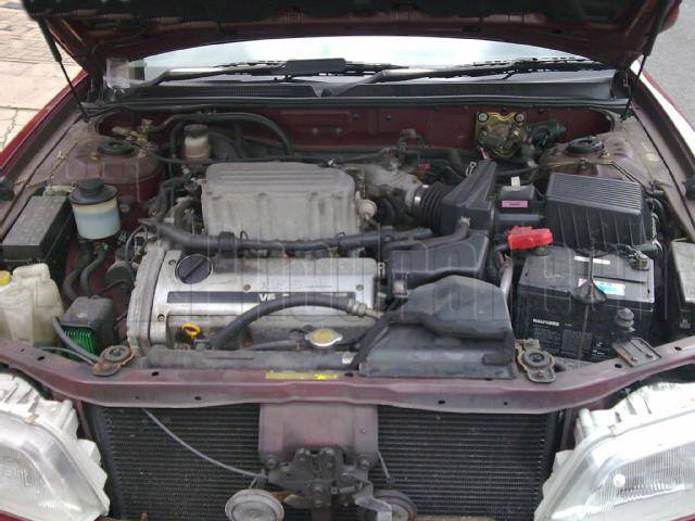 Nissan Maxima 30 V6