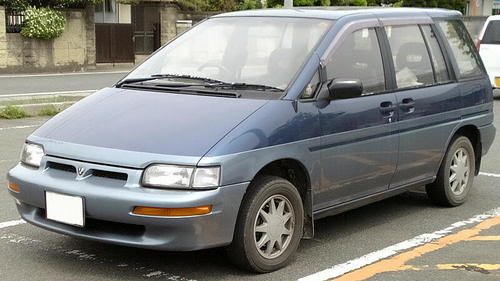 Nissan Axxess