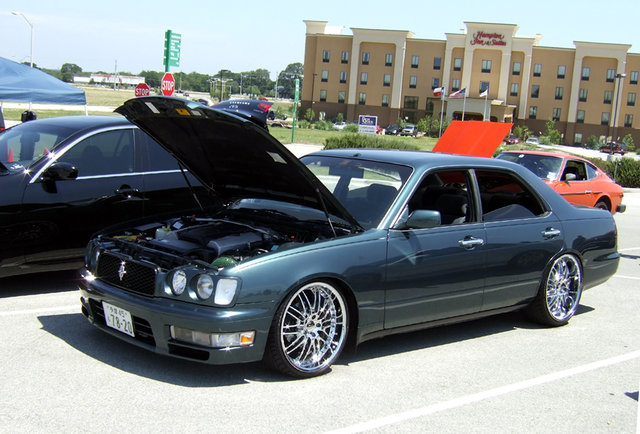 Nissan Cedric Gran Turismo