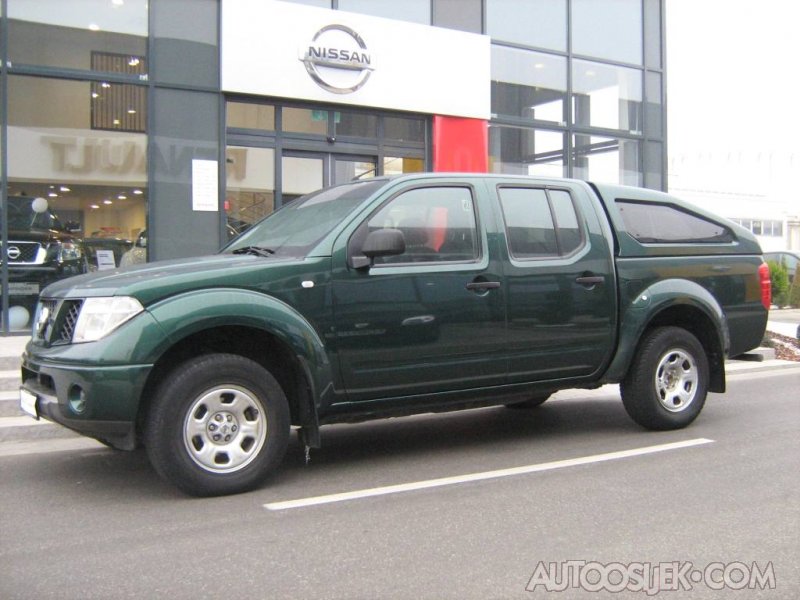 Nissan Navara 25 XE