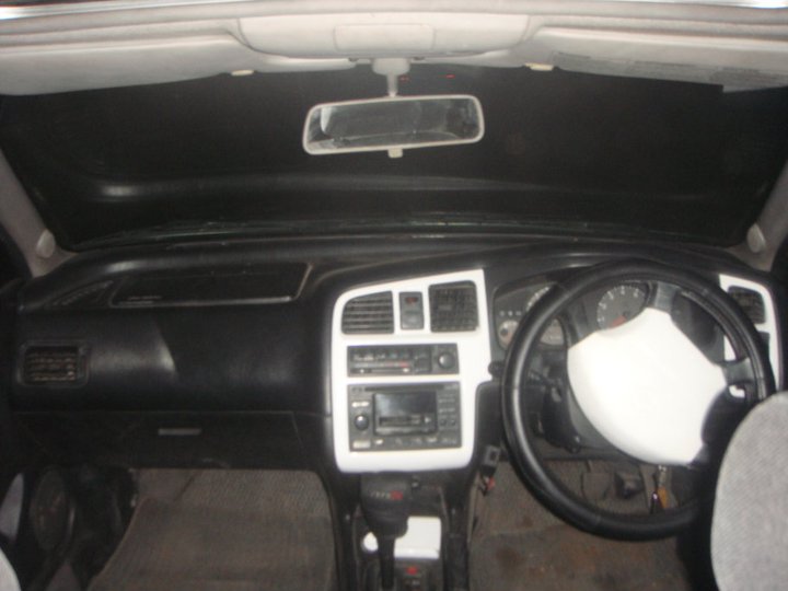 Nissan Primera 20 GXE