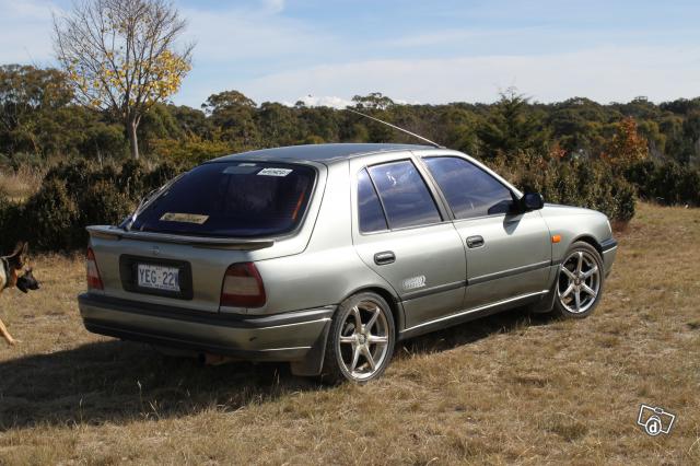 Nissan Pulsar 18 Q