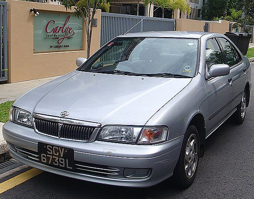 Nissan sunny ex saloon