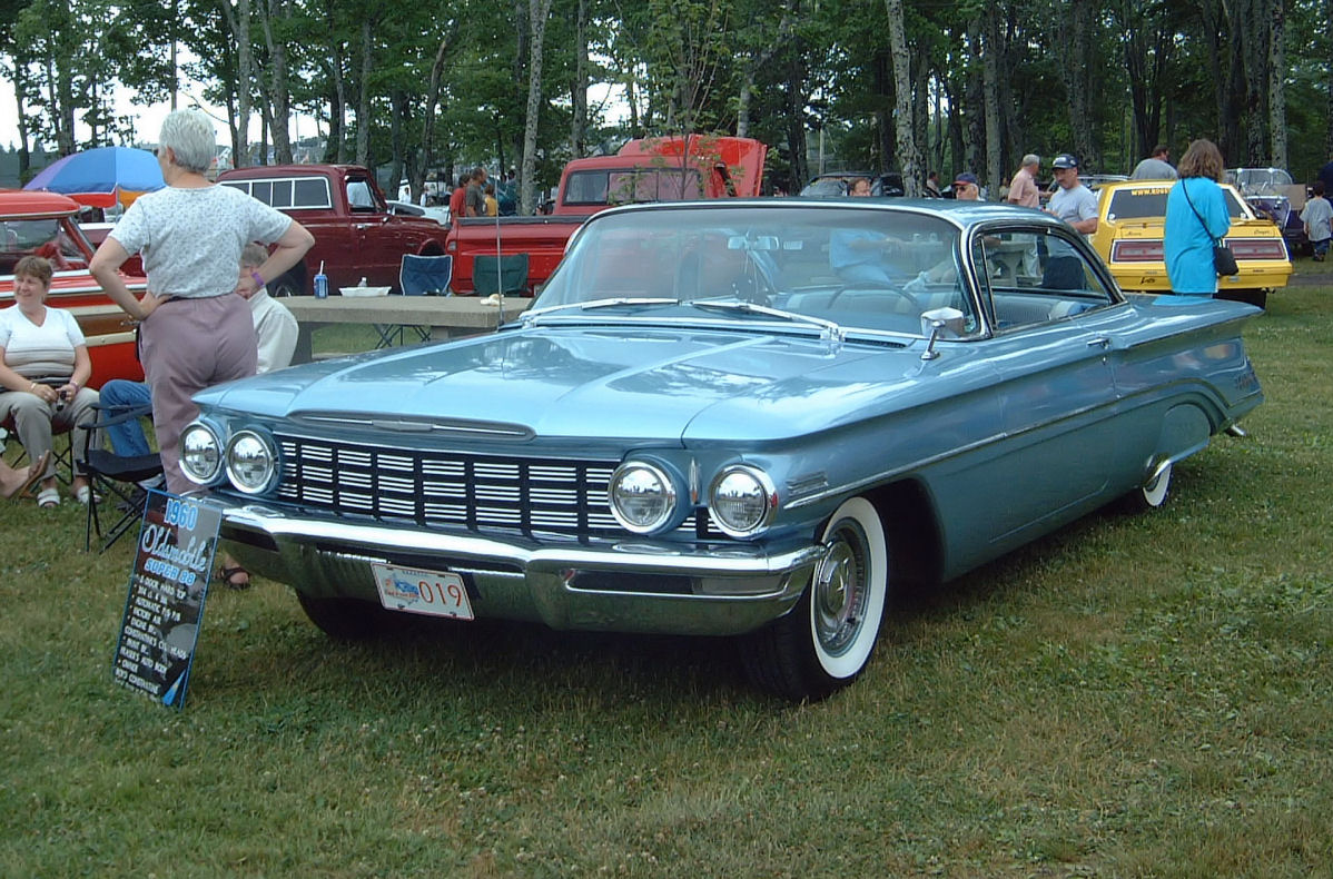 Oldsmobile 2 dr