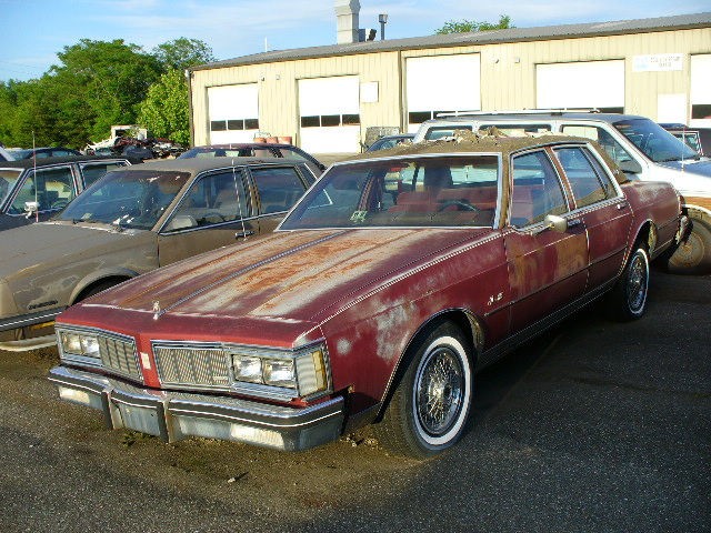 TopWorldAuto >> Photos of Oldsmobile Delta 88 Brougham - photo galleries