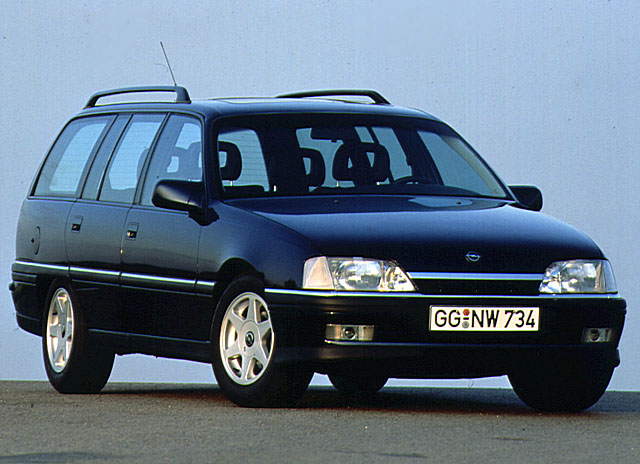 Opel Omega Caravan GLS 6