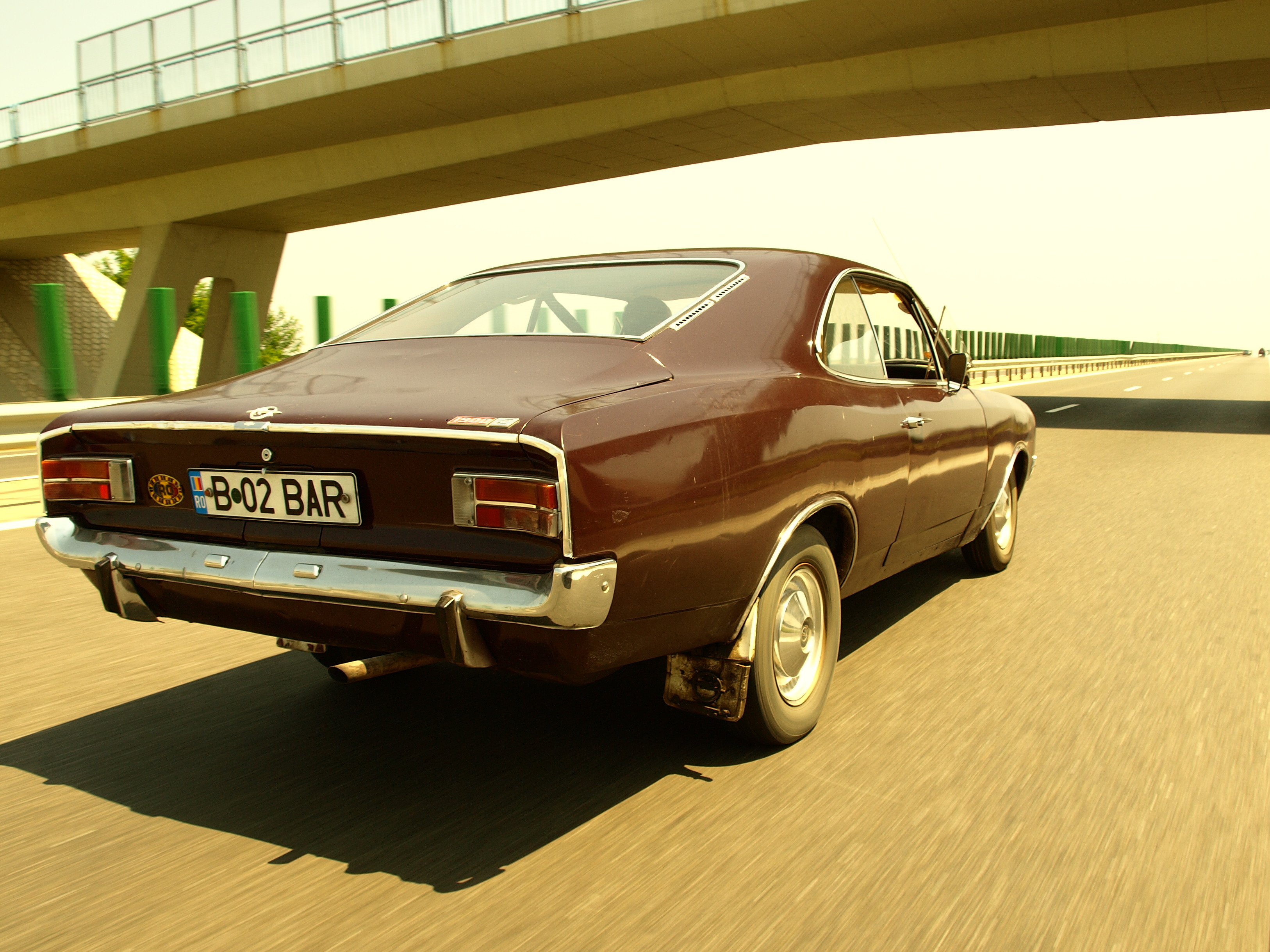 Opel Rekord Coup-2