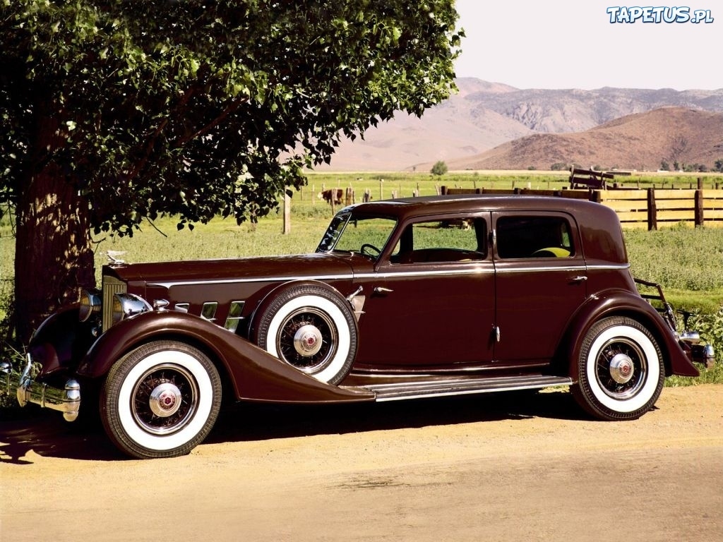 Packard Sedan 160