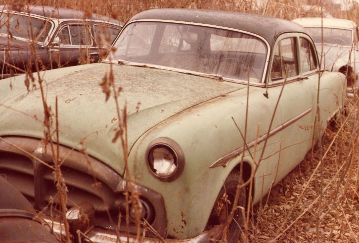 Packard 200 4-door sedan