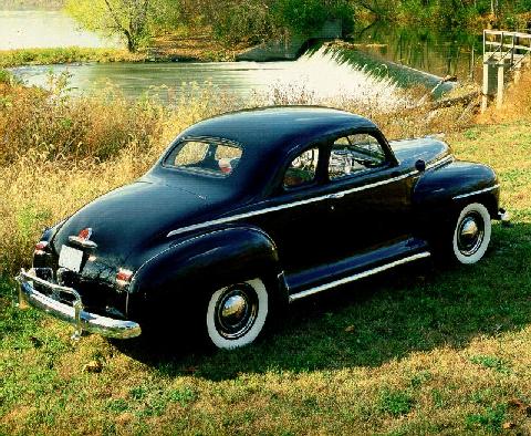 Plymouth De Luxe business coupe