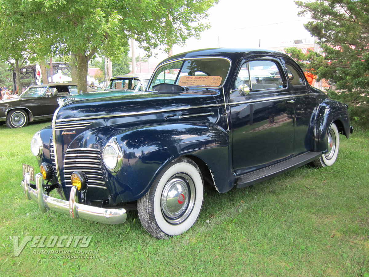 Plymouth De Luxe business coupe