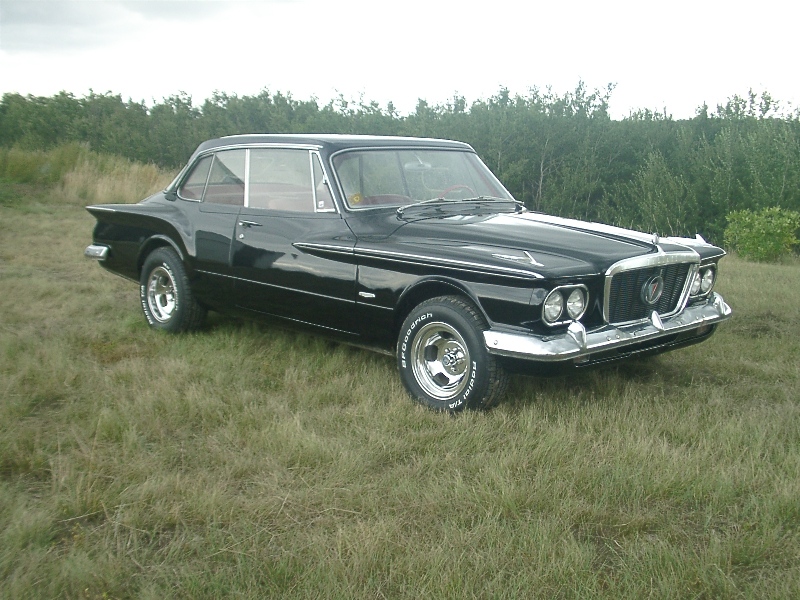 Plymouth Valiant Signet 2dr HT