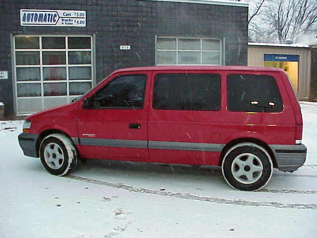 Plymouth Voyager SE