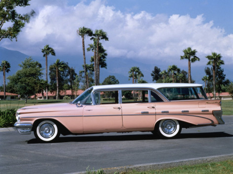 Pontiac Bonneville Station Wagon