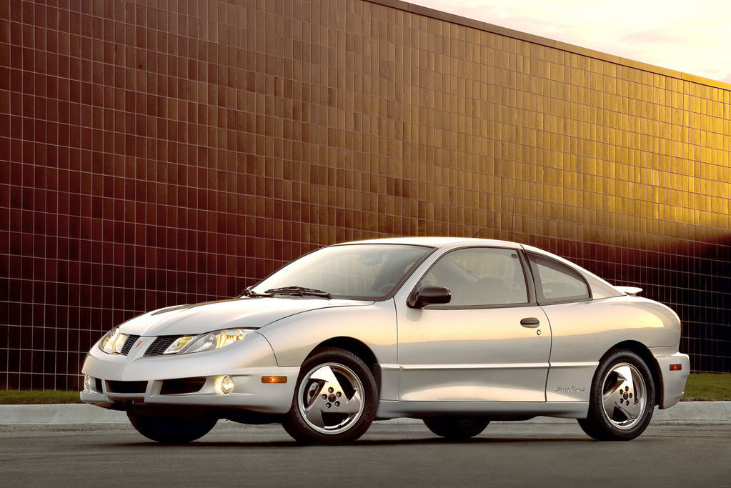 Pontiac Sunbird 2000